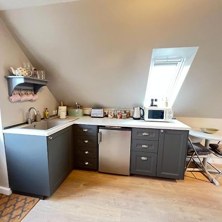 Entire Loft Space In Quiet Village Near Roman City Of Lincoln Exterior foto