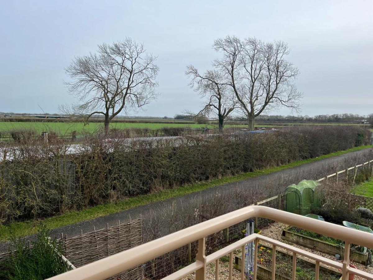 Entire Loft Space In Quiet Village Near Roman City Of Lincoln Exterior foto